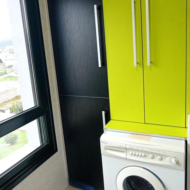 EnFOZ Duplex con Encanto - Three-Bedroom Apartment - 33