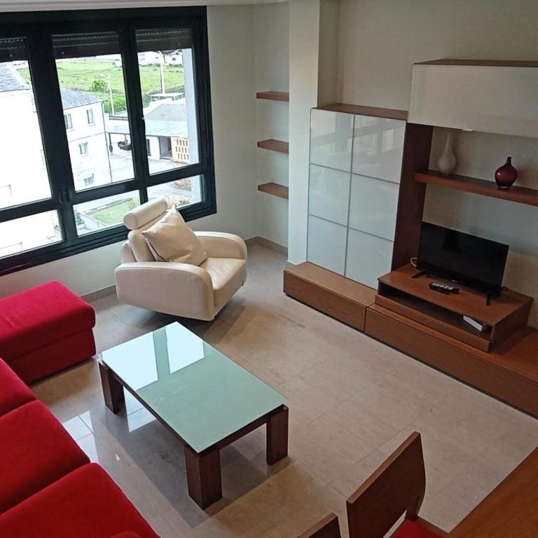 EnFOZ Duplex con Encanto - Three-Bedroom Apartment - 35