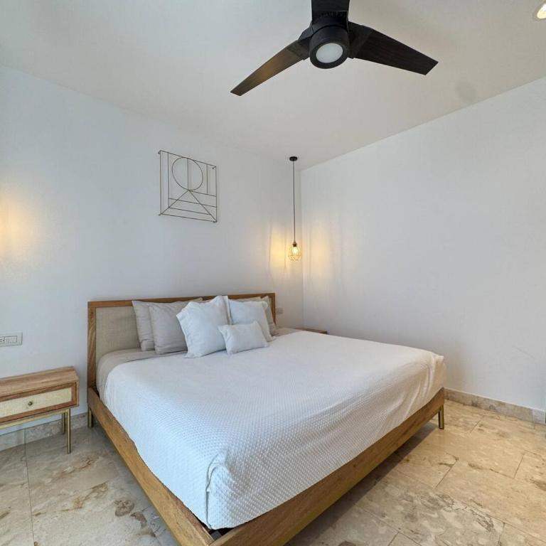 Perfect for couples, Nice Big Balcony, Very Relax - Single Room - 32