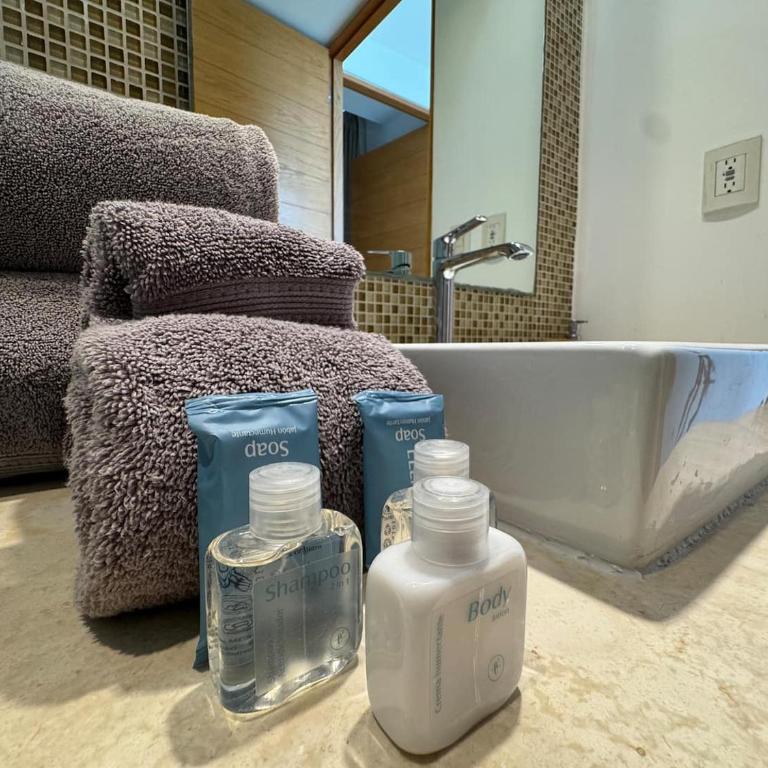 Perfect for couples, Nice Big Balcony, Very Relax - Single Room - 37