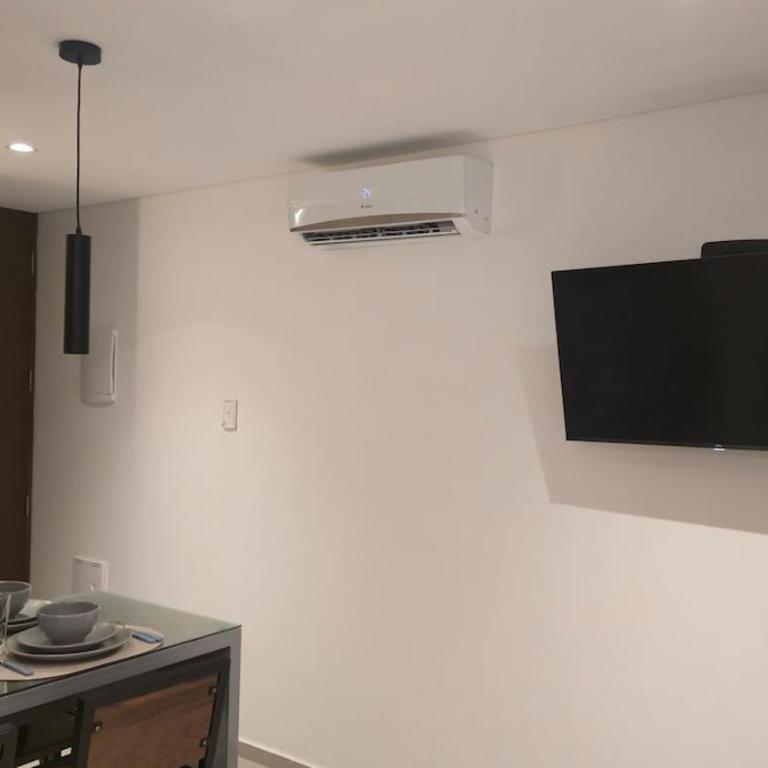 Departamento 1 Dormitorio en Equipetrol - Two-Bedroom Apartment - 7