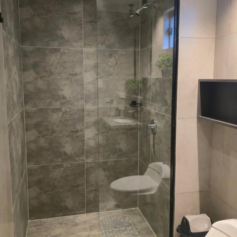 Departamento 1 Dormitorio en Equipetrol - Two-Bedroom Apartment - 8