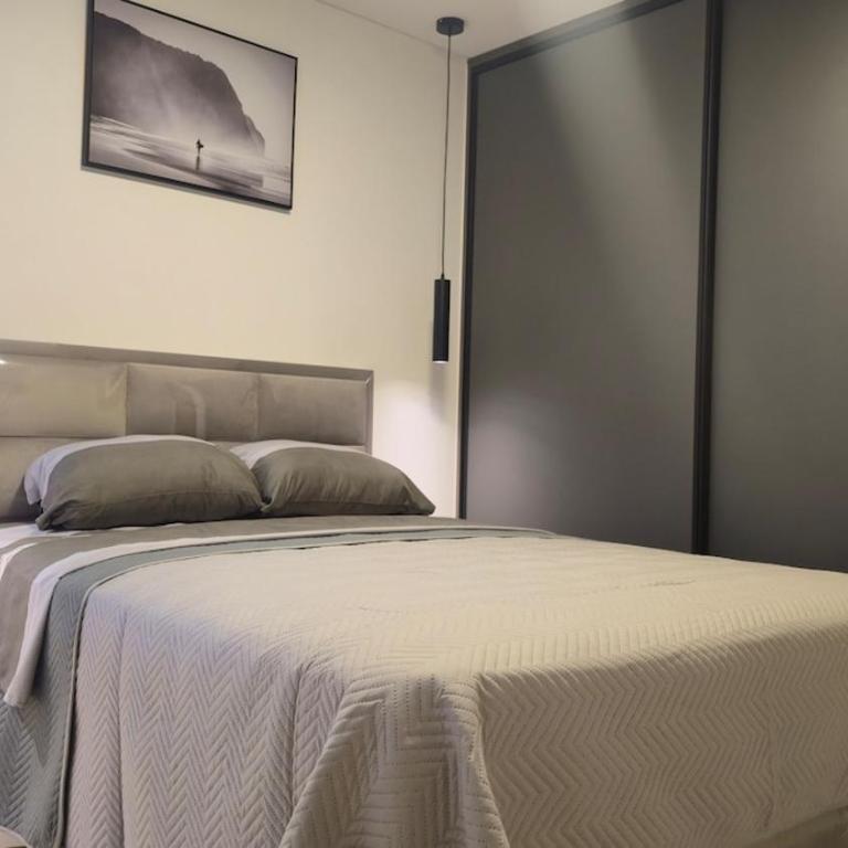 Departamento 1 Dormitorio en Equipetrol - Two-Bedroom Apartment - 10