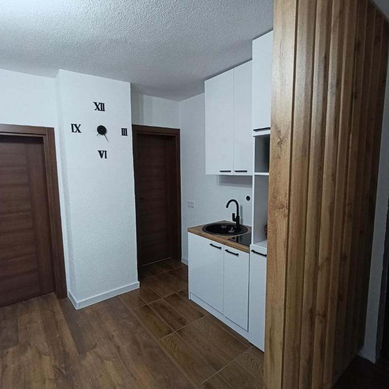 H&H Apartments - Apartman s 1 Spavaćom Sobom i Balkonom - 8