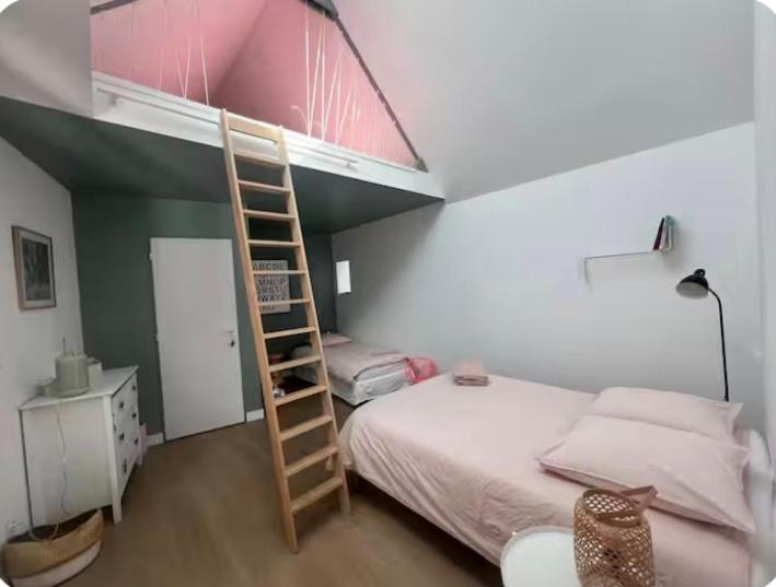 Charmante Maison de vacances, idéalement placée à 8 min à pied de la plage et des commerces - Maison 2 Chambres - 14