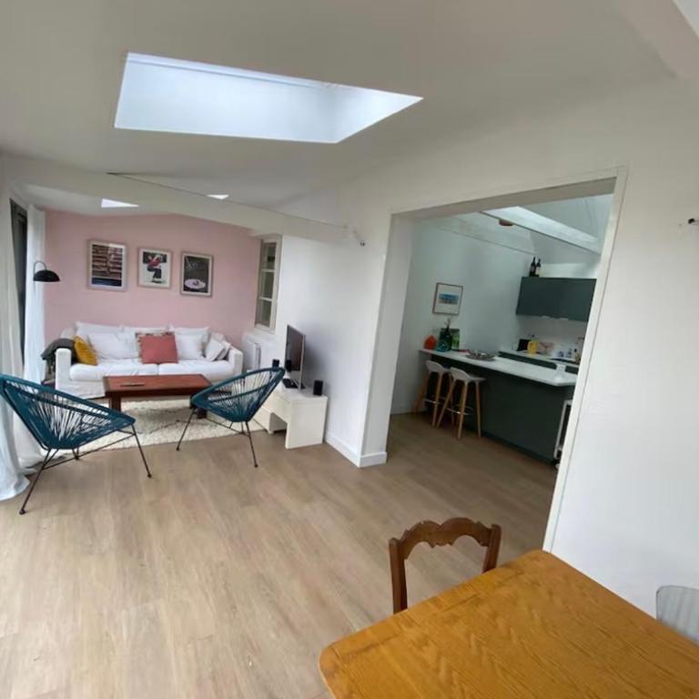 Charmante Maison de vacances, idéalement placée à 8 min à pied de la plage et des commerces - Maison 2 Chambres - 26