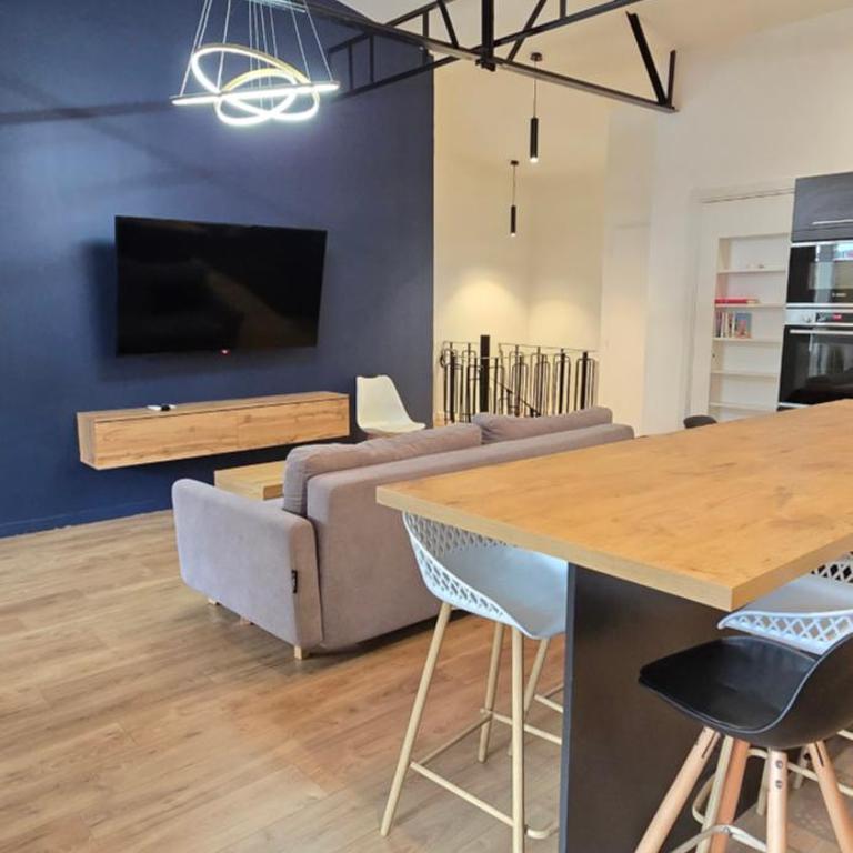 TheSecret 8 couchages, Sanctuaires et gare 5mn Climatisé , salle de sport terasse - Appartement 2 Chambres - 2