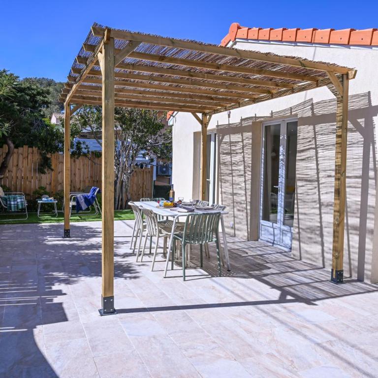 VILLA RIVA, terrasse plein sud, plage à pied, 4 à 6 personnes - Appartamento con 2 Camere da Letto - 4