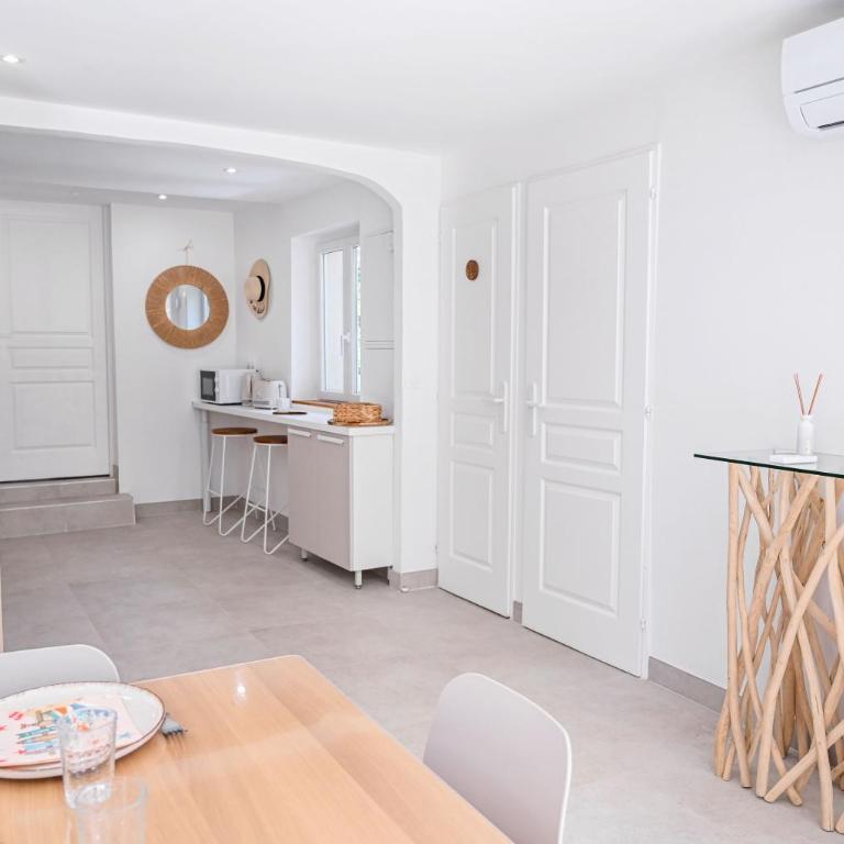 VILLA RIVA, terrasse plein sud, plage à pied, 4 à 6 personnes - Appartamento con 2 Camere da Letto - 13