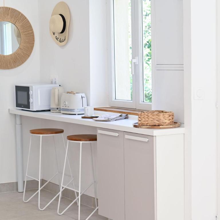 VILLA RIVA, terrasse plein sud, plage à pied, 4 à 6 personnes - Appartamento con 2 Camere da Letto - 31