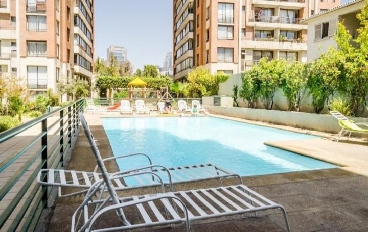 Amplio departamento Parque Forestal c Estacionamiento gratis - Apartamento de 2 dormitorios - 16