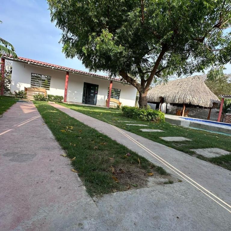 cabaña privada en santa veronica piscina y BBQ - Casa de 3 dormitorios - 19
