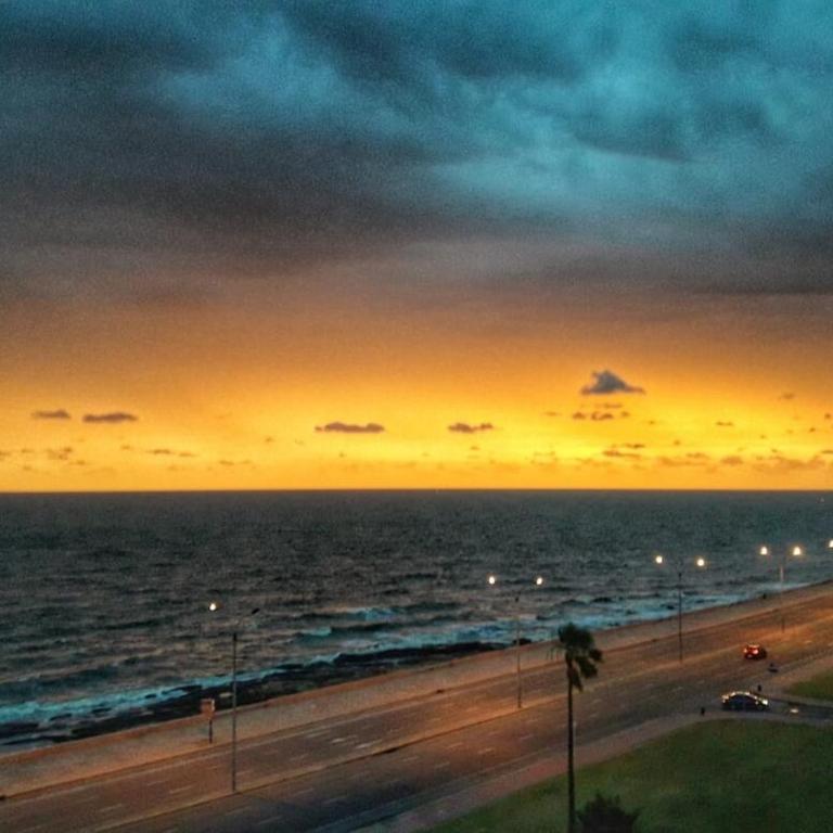 Vista al Río de La Plata - Two-Bedroom Apartment - 9