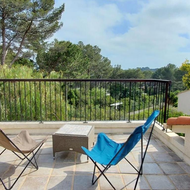 Jolie maison hauteur d'Antibes - Two-Bedroom House - 31