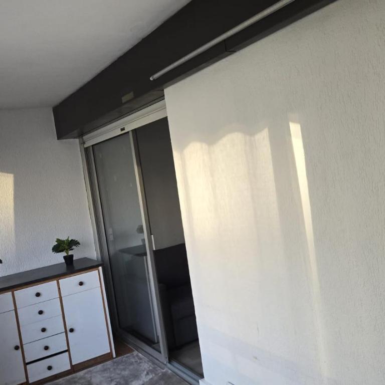 Studio élégant en résidence sécurisée parking inclus - Appartement 1 Chambre - 2