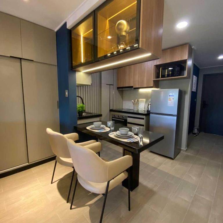 Monoambiente Elegante y Tranquilo, cera de Mall las Brisas - One-Bedroom Apartment - 7