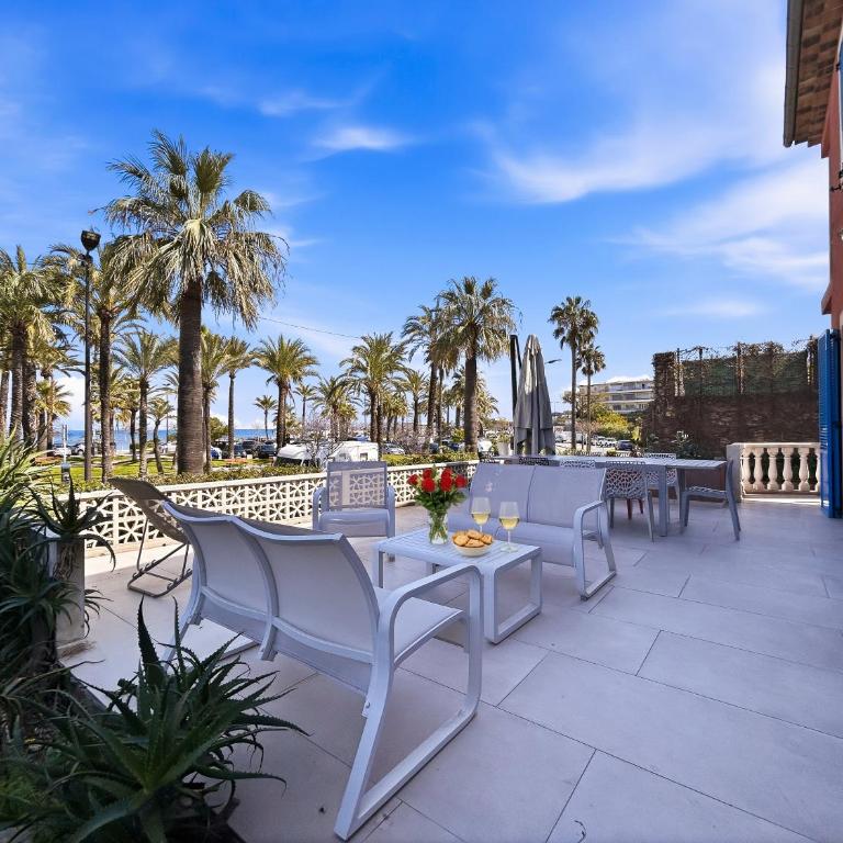 Villa Face a La Mer à Antibes - Maison 5 Chambres - 4