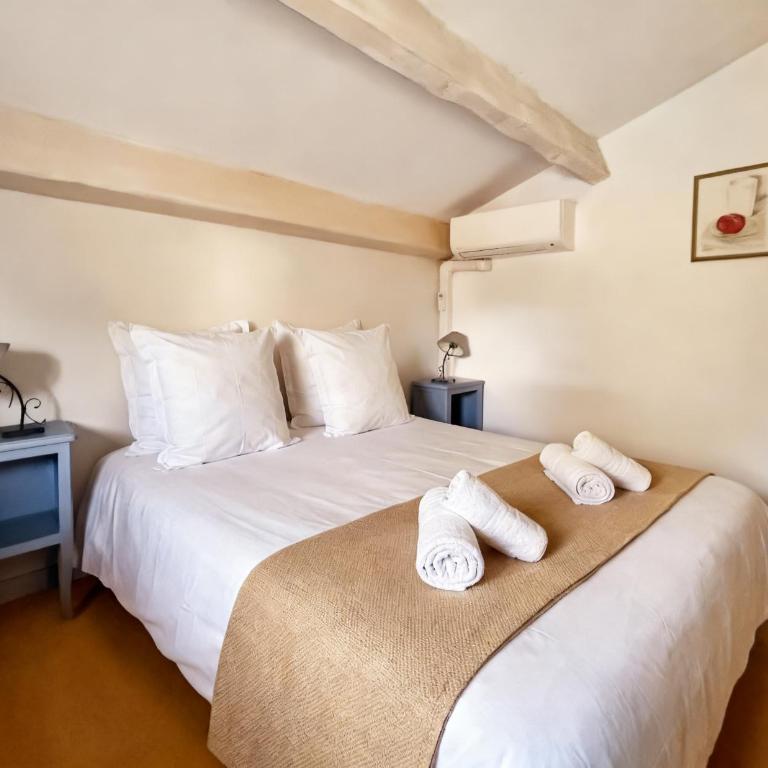 Villa Face a La Mer à Antibes - Maison 5 Chambres - 18
