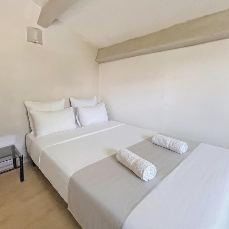 Villa Face a La Mer à Antibes - Maison 5 Chambres - 26