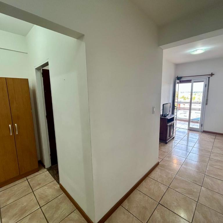 Comodo Depto en Av Poeta Lugones en Nva Cba - Apartamento de 1 dormitorio con balcón - 8