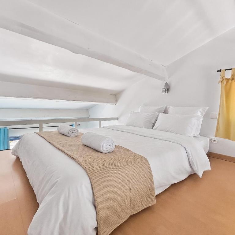 Villa Face a La Mer à Antibes - Maison 5 Chambres - 34