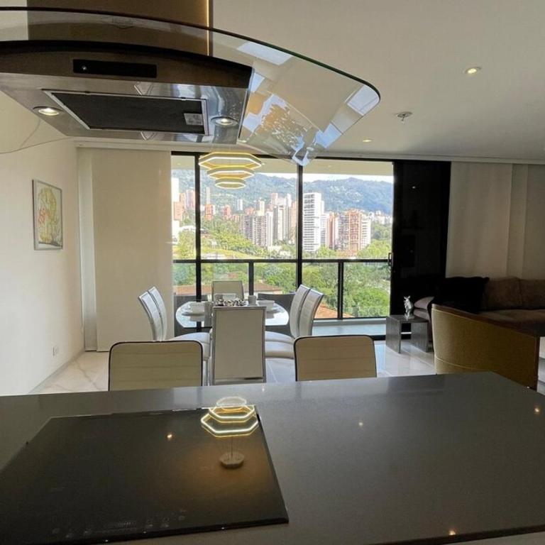 Center City Flats - Square Building Poblado - Apartamento Deluxe - 6