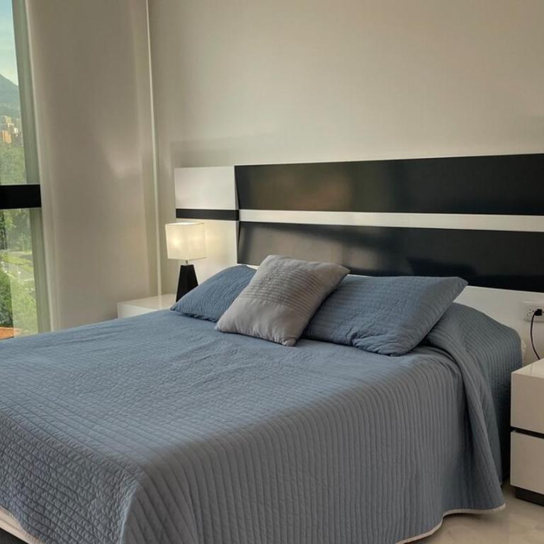 Center City Flats - Square Building Poblado - Apartamento Deluxe - 11