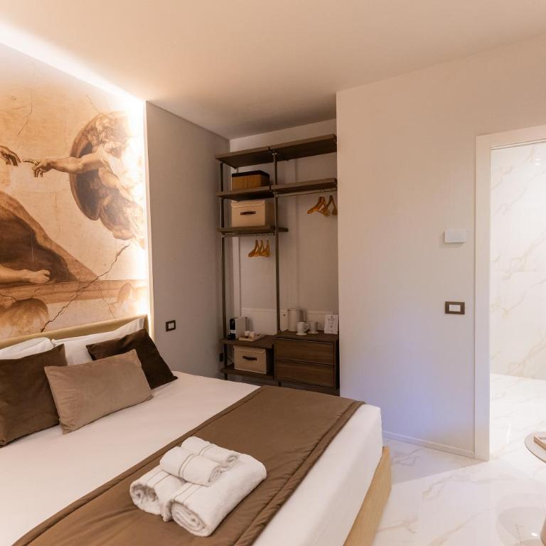 Michelangelo Central Suites - Camera Matrimoniale Superior - 2