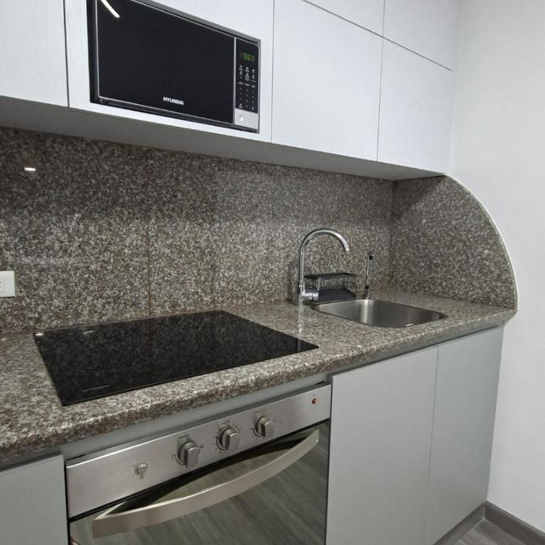 New and comfortable apartment in Los Palos Grandes - One-Bedroom Apartment - 11