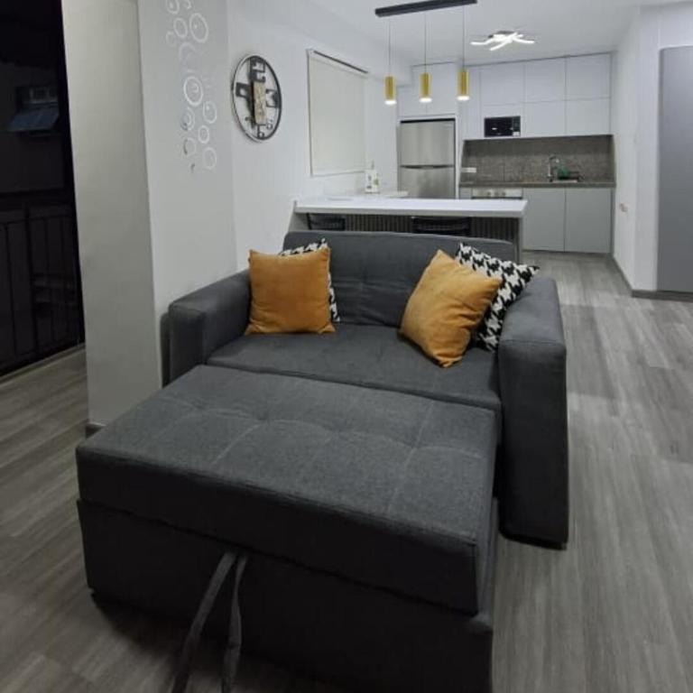 New and comfortable apartment in Los Palos Grandes - One-Bedroom Apartment - 21