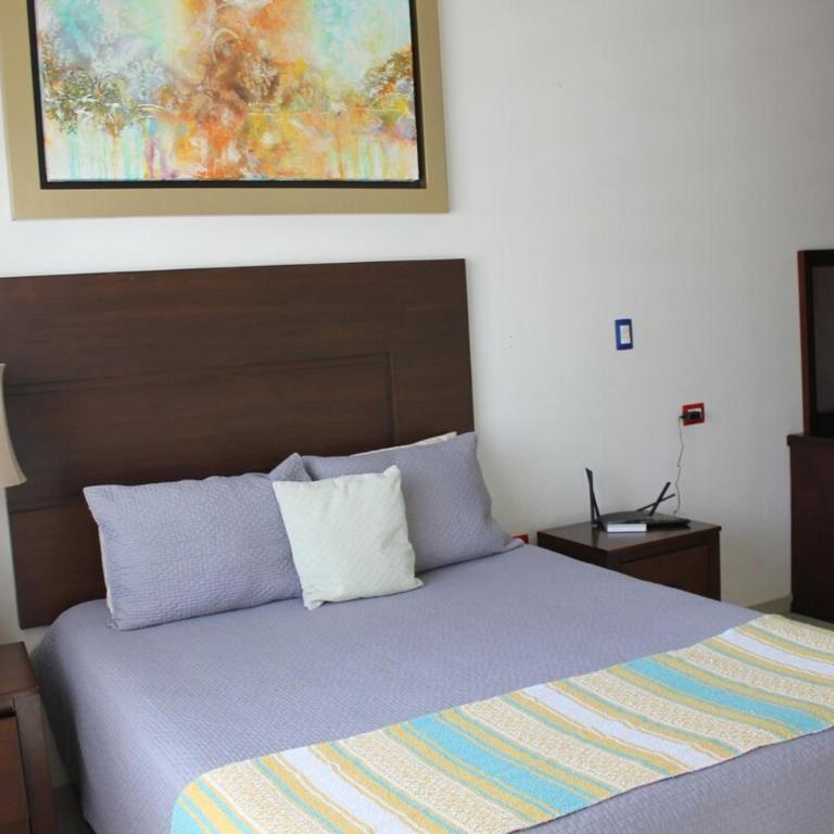 Casa en Cerritos Resort con Alberca y Playa MZT - #21 HF - Three-Bedroom House - 33