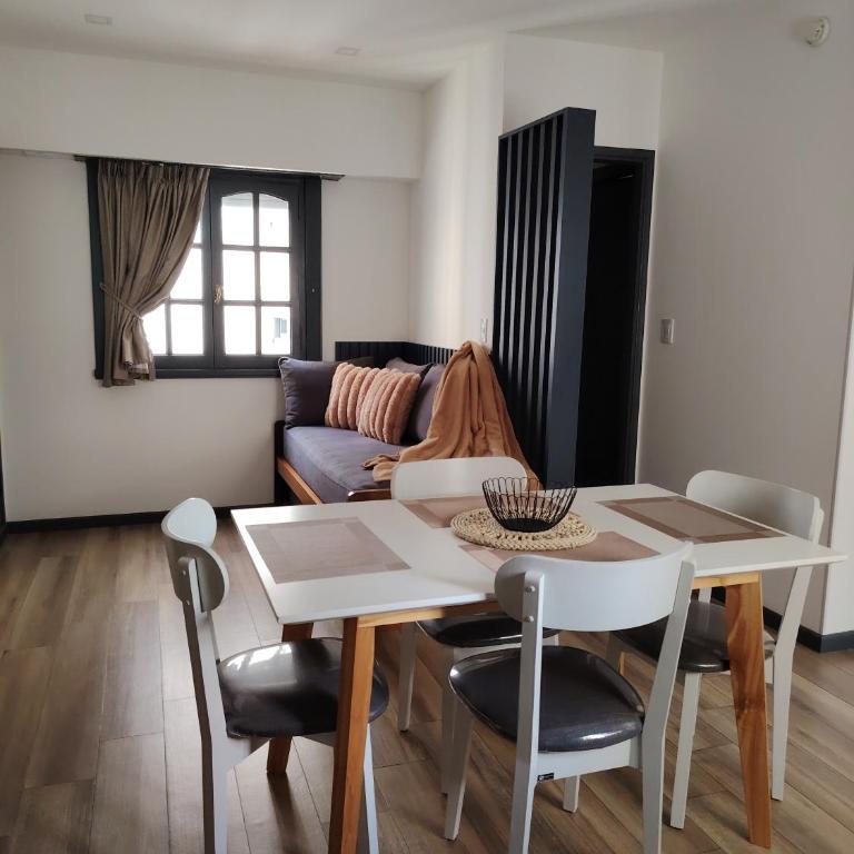 Luminoso Departamento,con cochera Zona Centro - One-Bedroom Apartment - 8