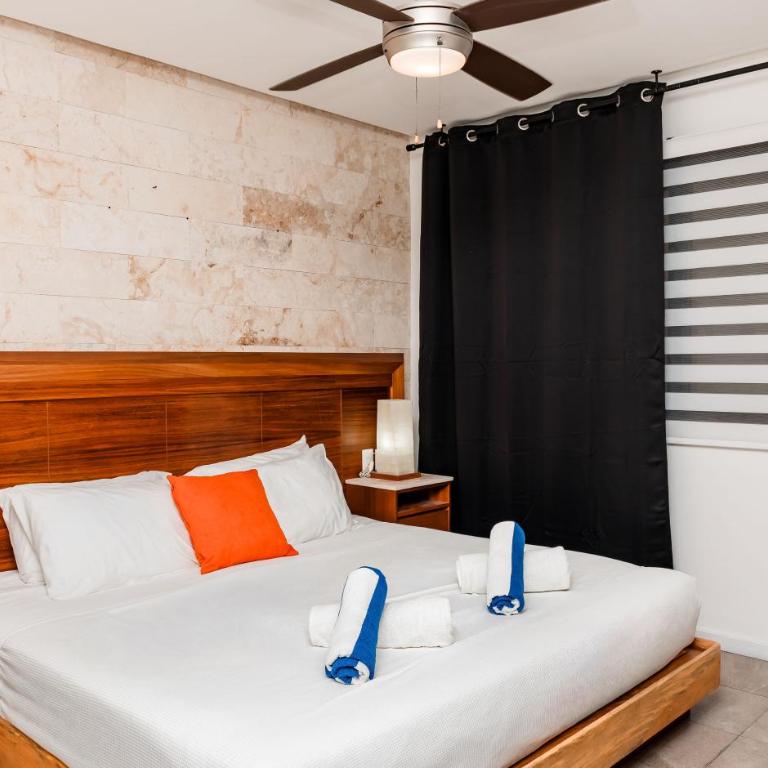 Grand Fifty, Stylish Stay with Rooftop Pool - Apartamento de 2 dormitorios - 13