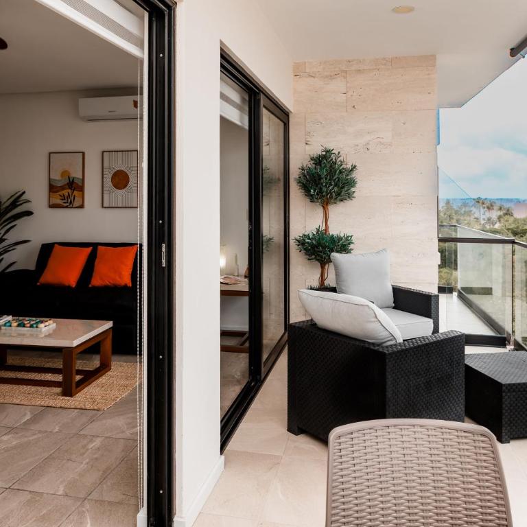 Grand Fifty, Stylish Stay with Rooftop Pool - Apartamento de 2 dormitorios - 10