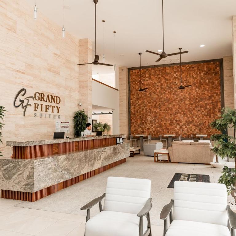 Grand Fifty, Stylish Stay with Rooftop Pool - Apartamento de 2 dormitorios - 22