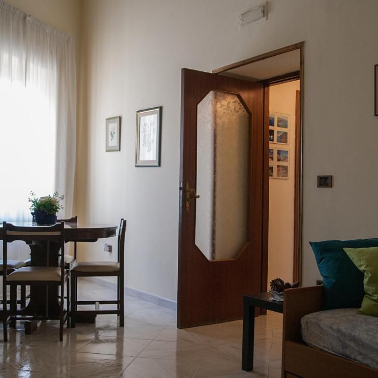 Casa Carmen - Appartamento Standard con 2 Camere da Letto - 85