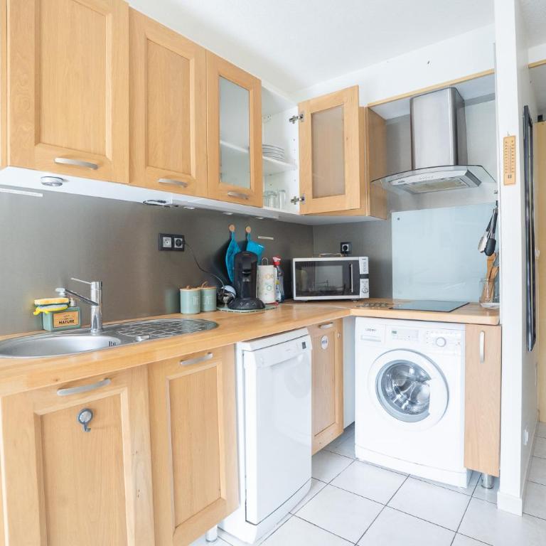 Résidence avec parking et piscine, à 5 minutes de la plage LA - Appartement - Rez-de-Chaussée - 9