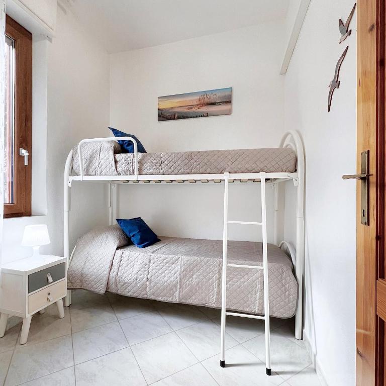 FREE Parking - Right in the Heart of the City - Soggiorno Semplice - Two-Bedroom Apartment with Garden View - 2