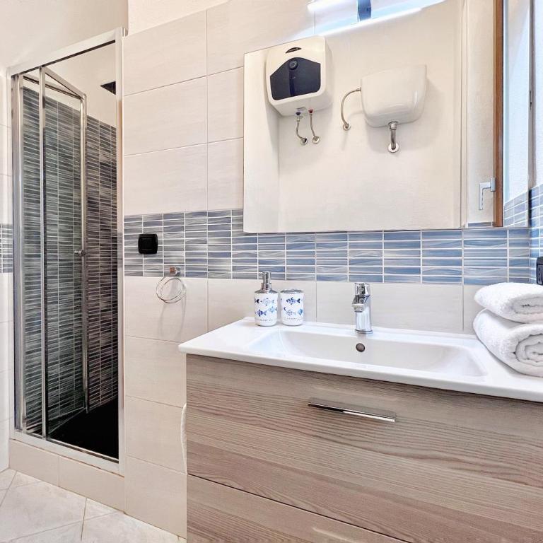 FREE Parking - Right in the Heart of the City - Soggiorno Semplice - Two-Bedroom Apartment with Garden View - 20