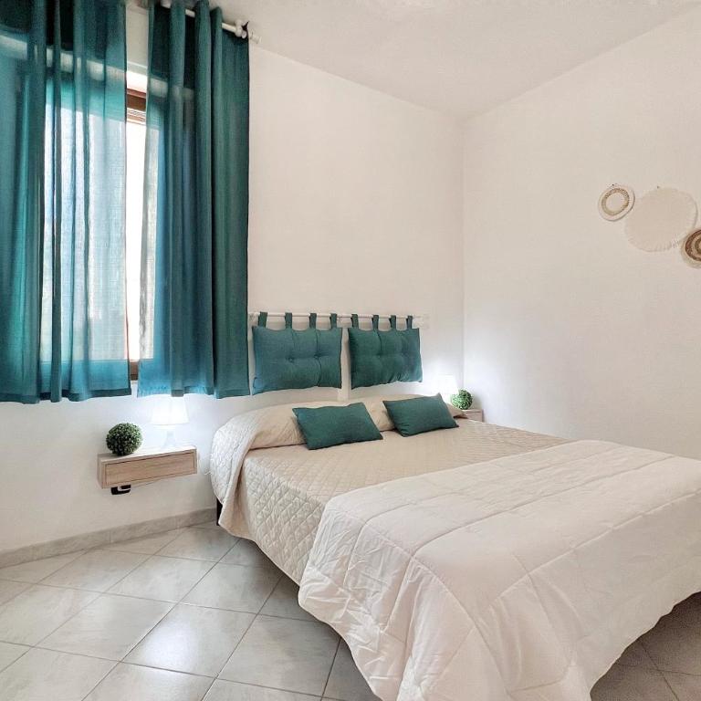 FREE Parking - Right in the Heart of the City - Soggiorno Semplice - Two-Bedroom Apartment with Garden View - 24