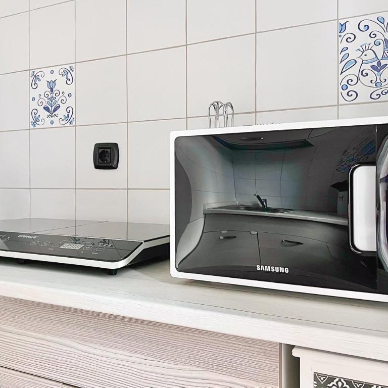 FREE Parking - Right in the Heart of the City - Soggiorno Semplice - Two-Bedroom Apartment with Garden View - 34