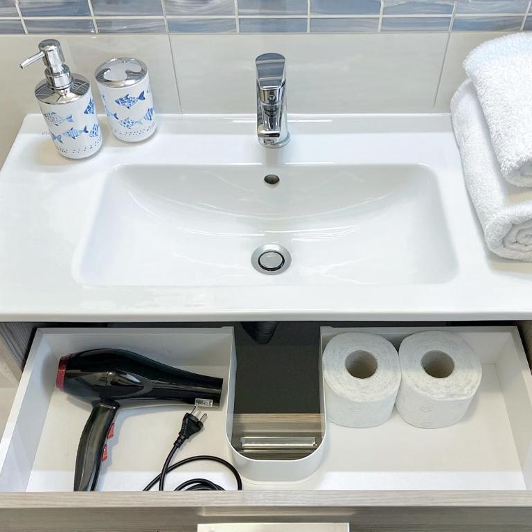 FREE Parking - Right in the Heart of the City - Soggiorno Semplice - Two-Bedroom Apartment with Garden View - 21