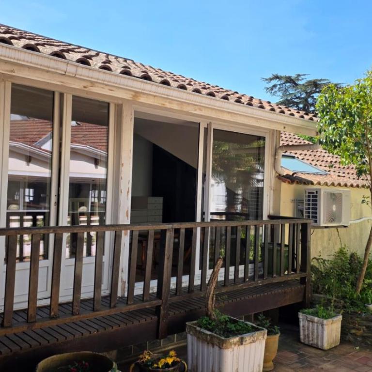 Une chambre au cœur de Lourdes ! - Chambre Double avec Patio - 5