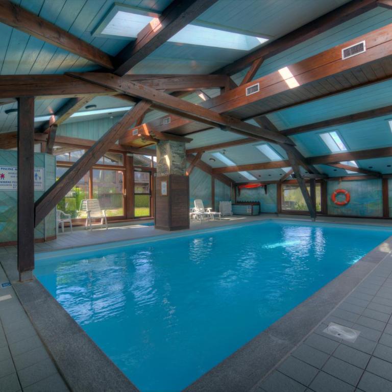Apt Bellachat 10 for 4 with Pool & 120m to lift - Happy Rentals - Appartement avec Balcon - 25