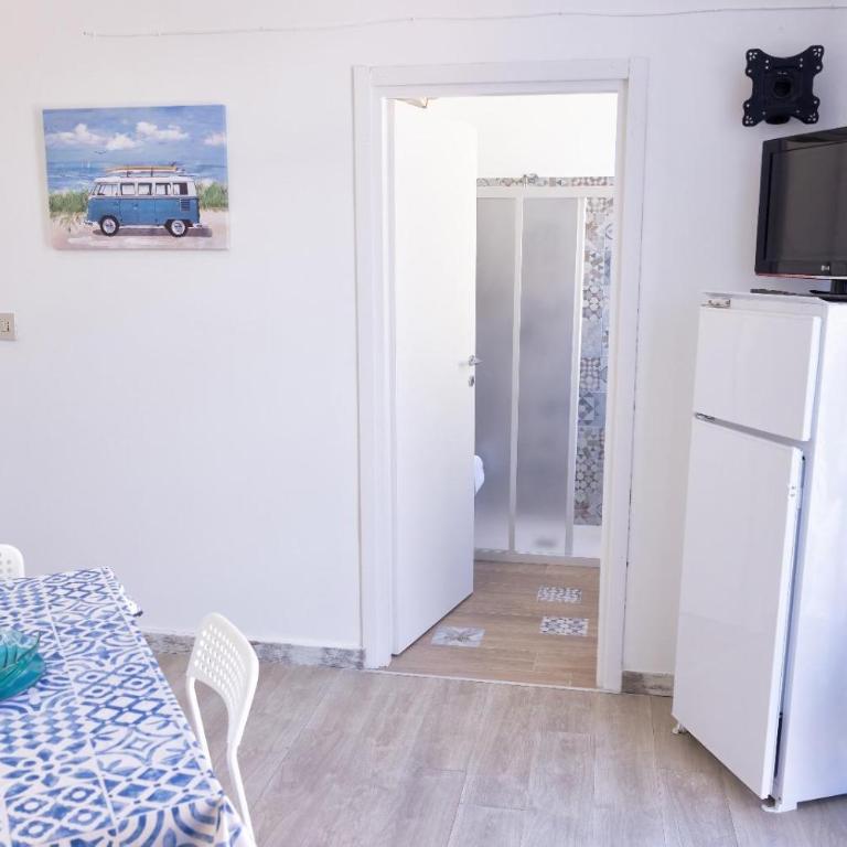 Disiu Case Vacanza - Appartamento con 1 Camera da Letto, Vista Mare e Balcone - 6
