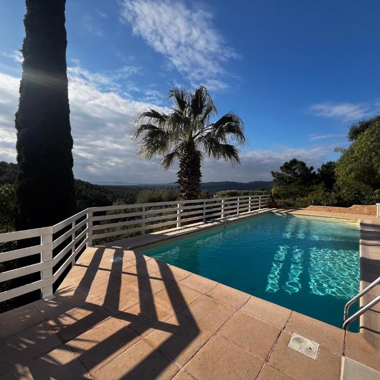 Villa Rhea - piscine -vue panoramique mer et foret - Villa - 2