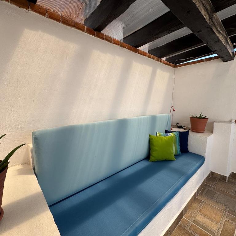 Desirable Location, Private Terrace Overlook Pool - Single Room - 53