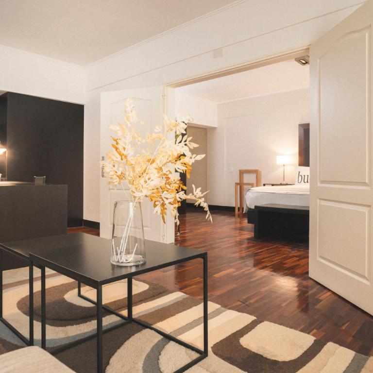 Hotel Tolosa - Executive Deluxe Room (2 Adults + 1 Child) - 3