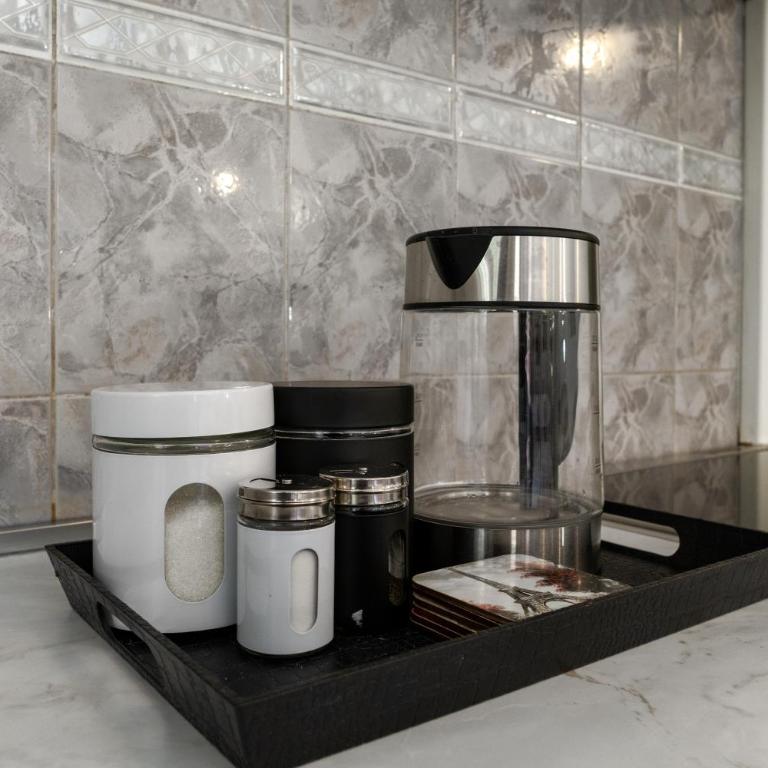 S&P City Center Apartments - Studio with Patio - 23