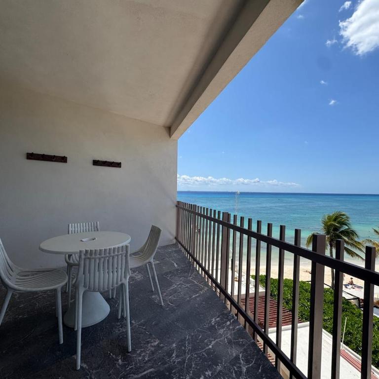 Right on The Beach, Gym, Location, Private Plunge - Habitación Individual - 3
